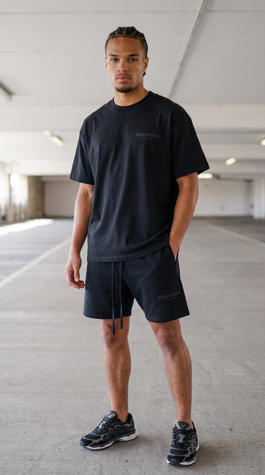 Ensemble Off Black